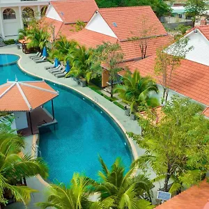 Sea Breeze & **** Sihanoukville