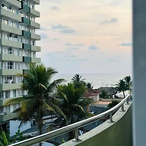 https://green-tree-apartments.negombohotels.net